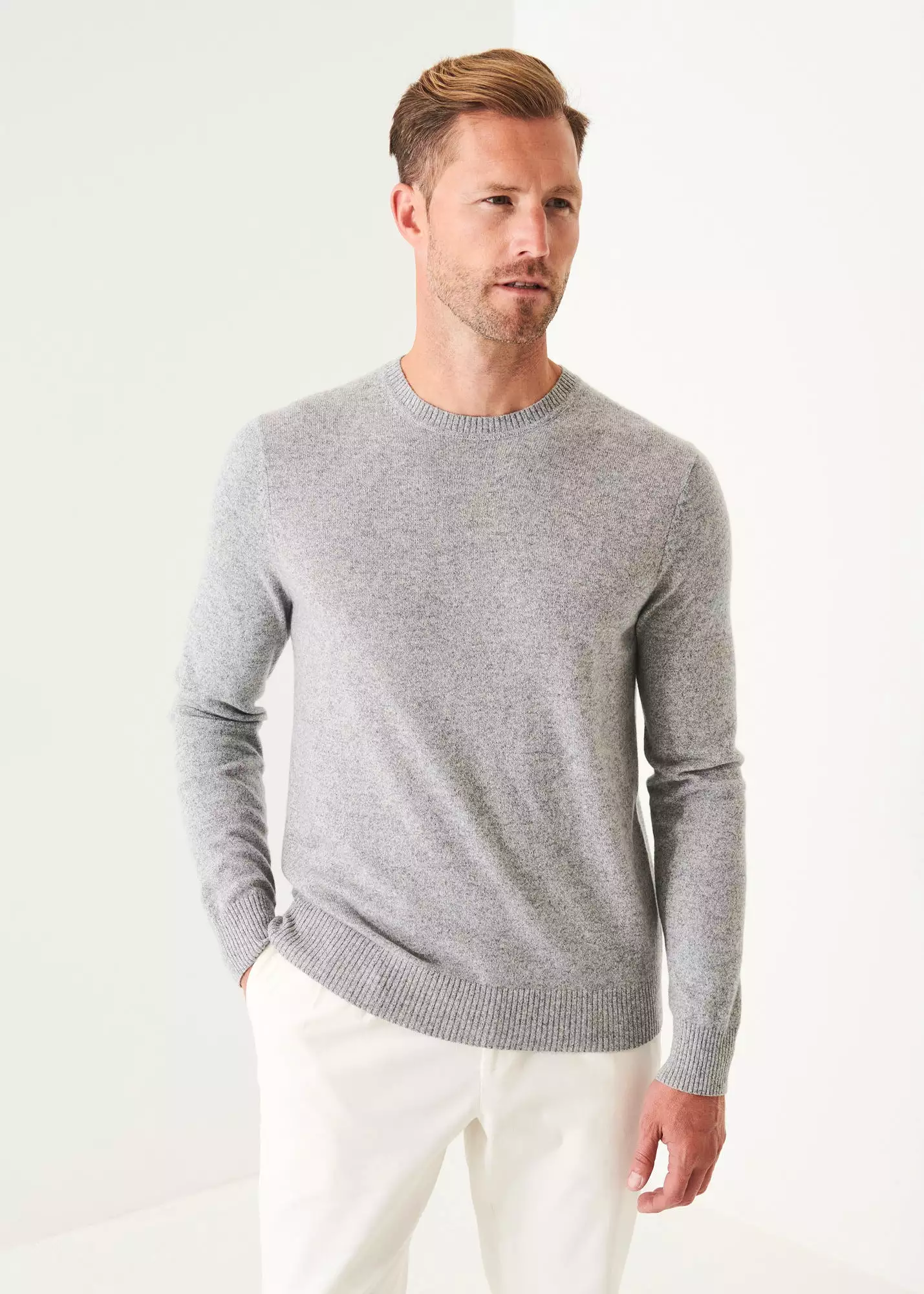 CASHMERE CREWNECK