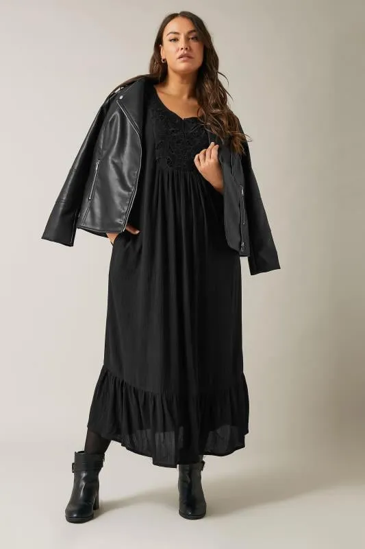 EVANS Curve Black Crinkle Broderie Maxi Dress