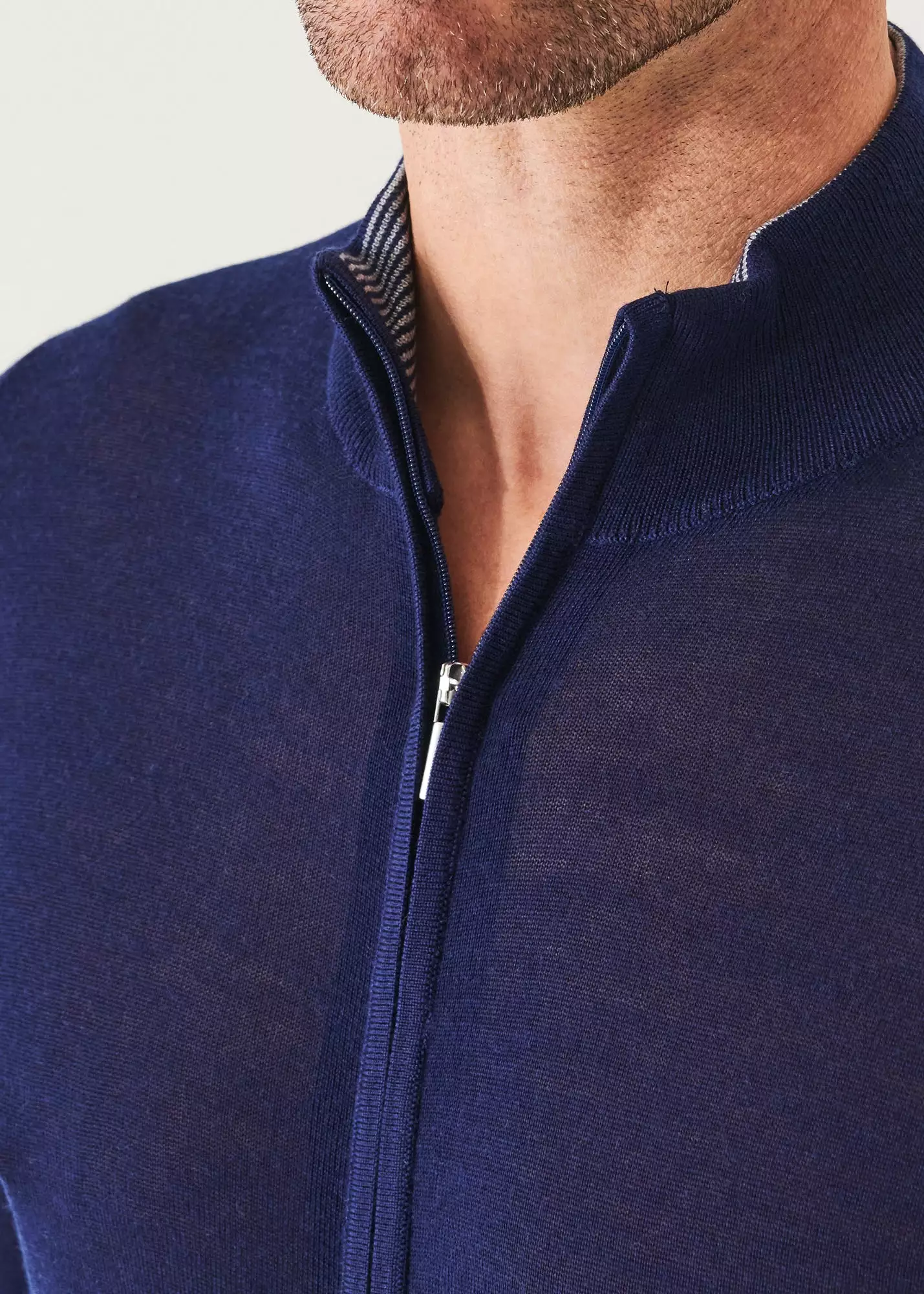 LIGHTWEIGHT MERINO BLEND FULL ZIP SWEATER