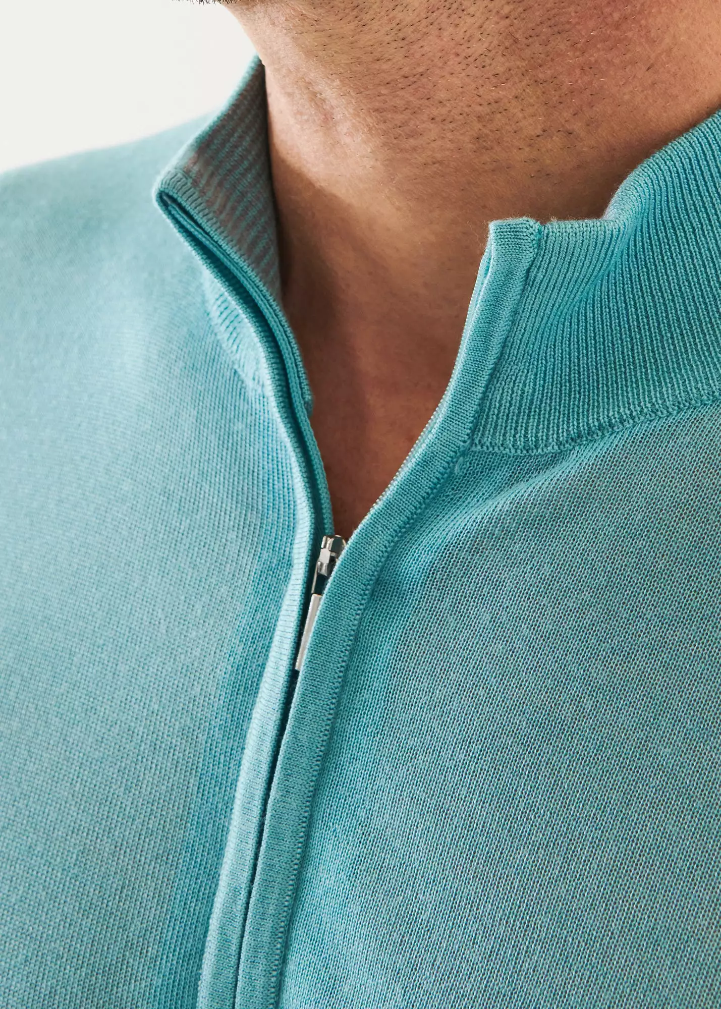 LIGHTWEIGHT MERINO BLEND FULL ZIP SWEATER