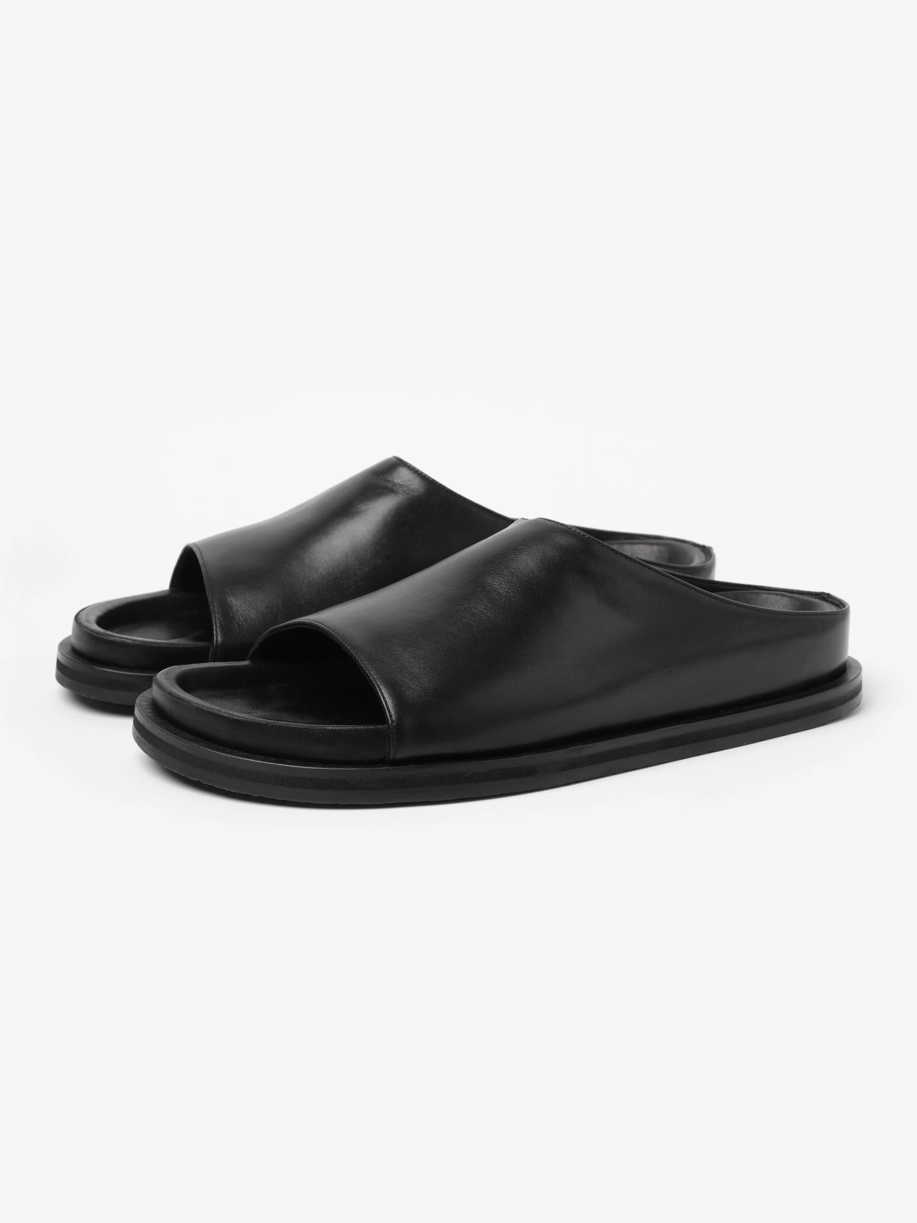 Men's Spring Sandal in Black