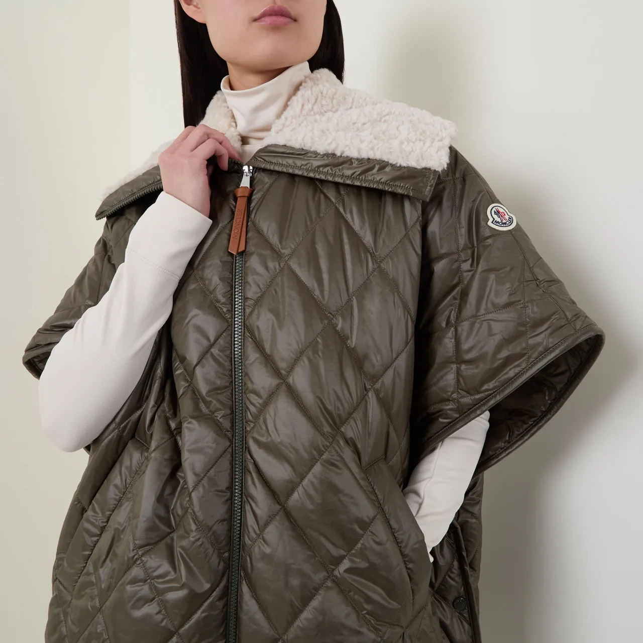 MONCLER Zip-Up Quilted Cape - OLIVE