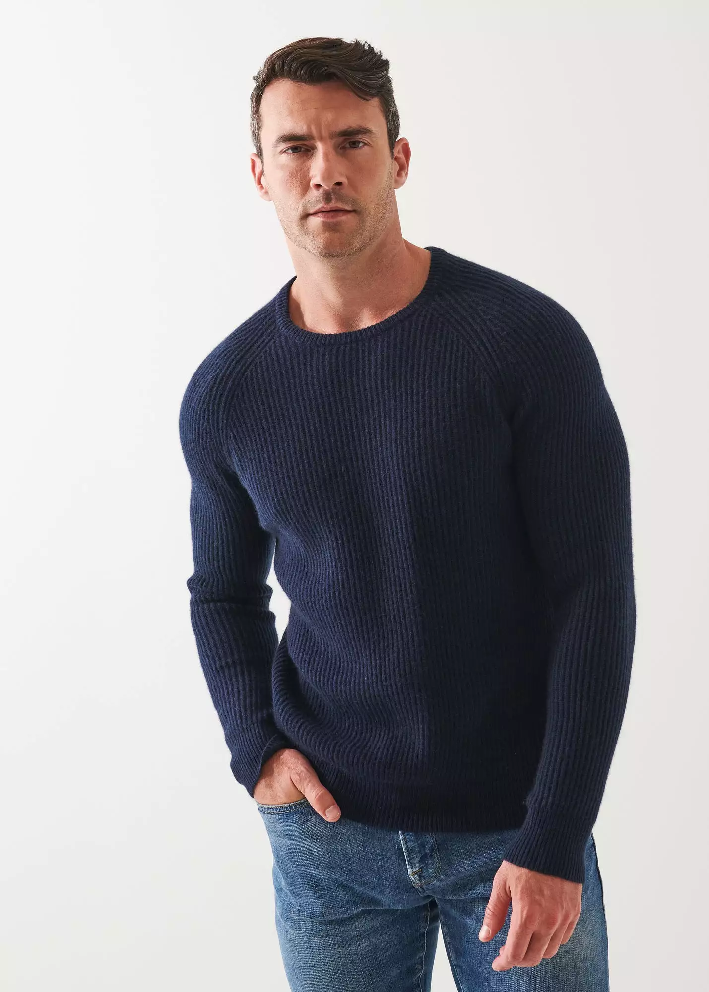 RIBBED CASHMERE CREWNECK