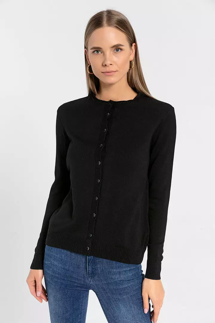 ROUND NECK SWEATER