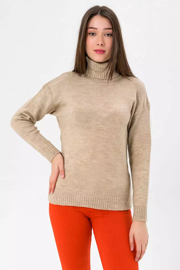 TURTLE NECK SWEATER