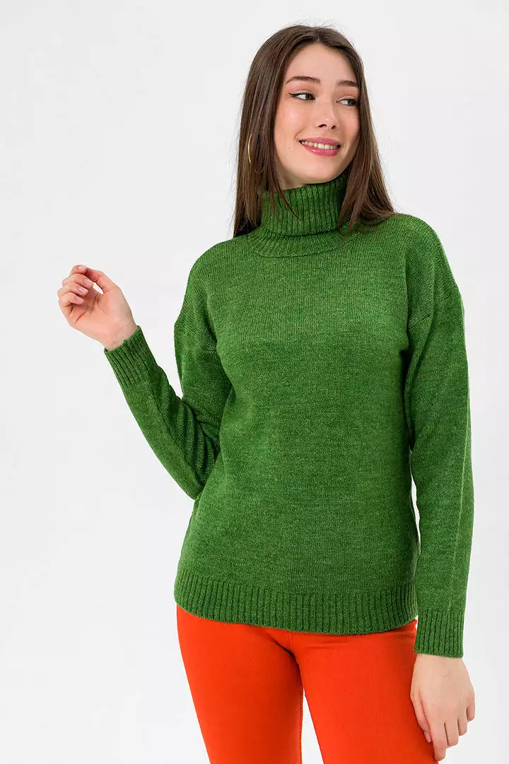 TURTLE NECK SWEATER