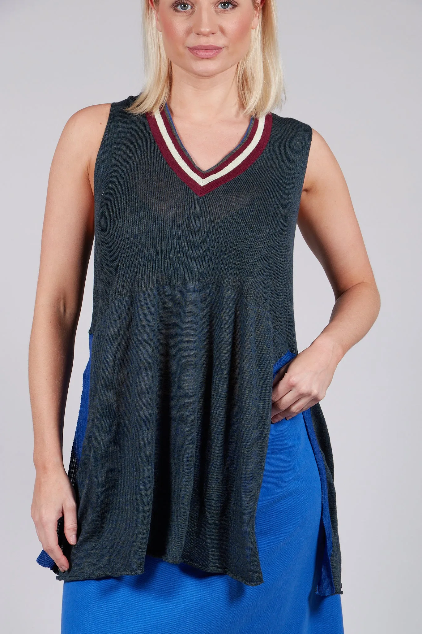 V Neck Vest in Laurel Oak and Jet Set