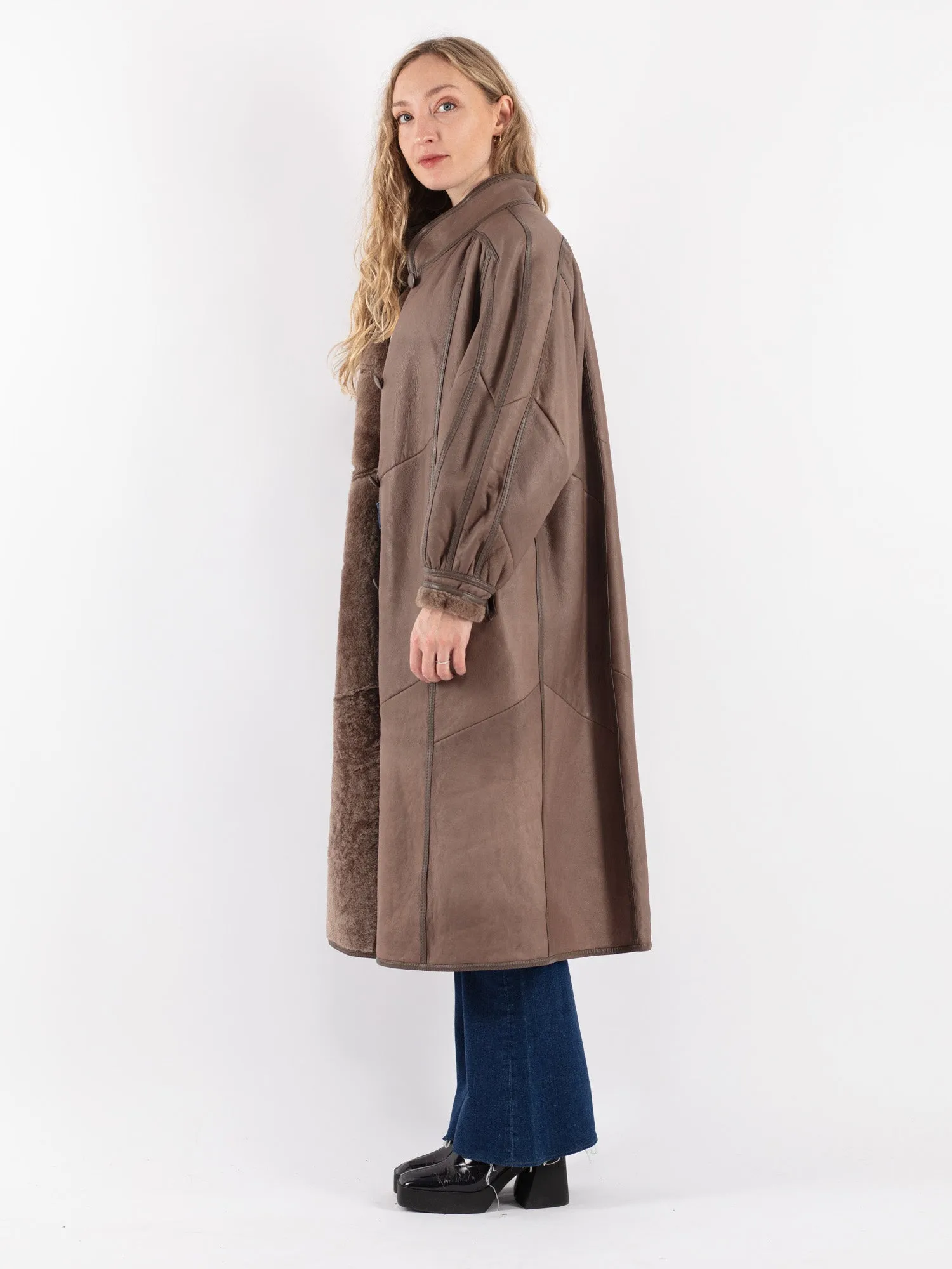 Vintage 80's Women Sheepskin Long Coat in Brown