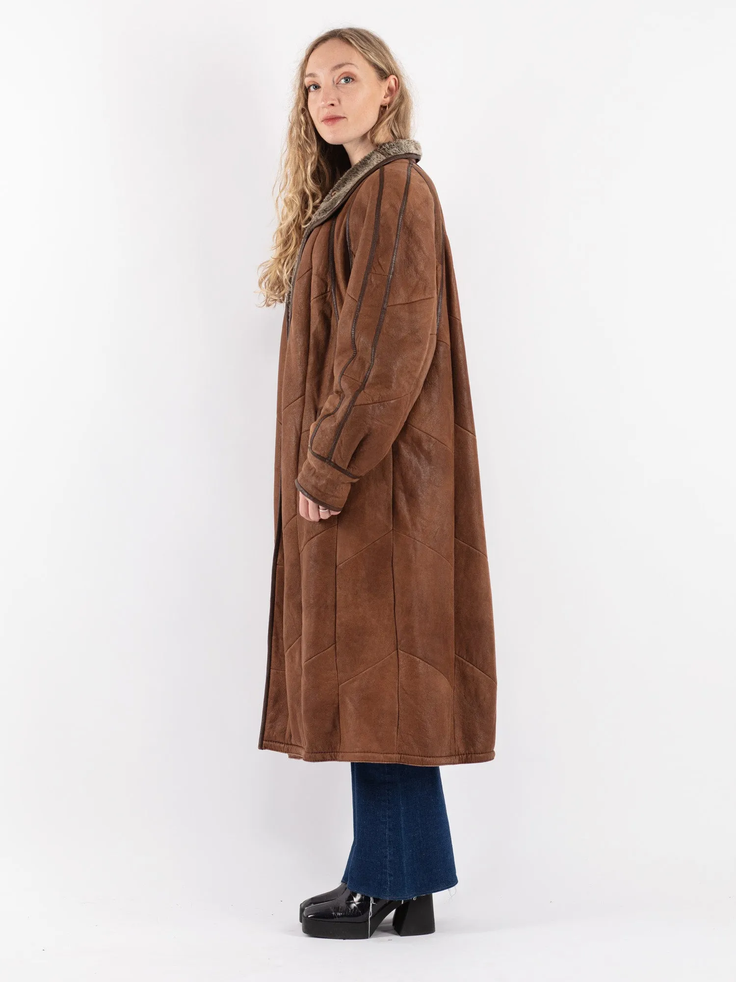 Vintage 90's Women Sheepskin Long Coat in Brown